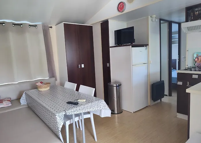 Del Mar Mobil-home 3 Ch Dont Parentale Sur Camping *